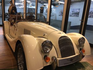 MORGAN PLUS4 – SPORT IVORY MORGAN PLUS4 – SPORT IVORY