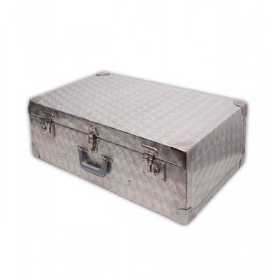 Koffer in geperst aluminium (69x41x22cm) [ART 118B] 168,55€ BTW inb